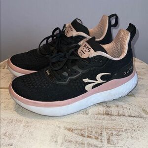 Gravity Defyer shoes